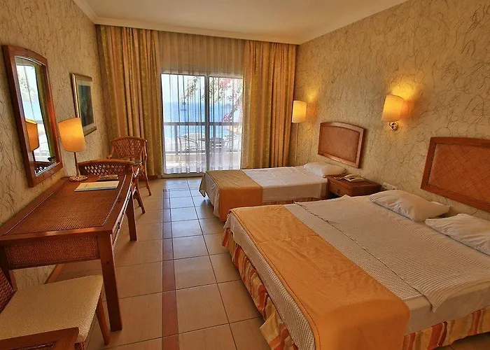 Middle Town Hotel 4*