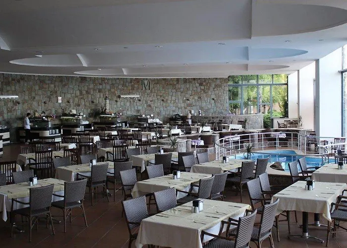 Middle Town 4* בודרום